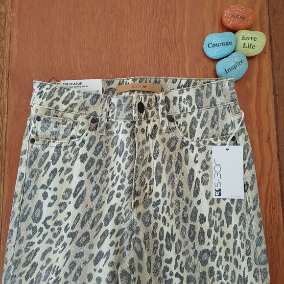 Joe's New Women's Skinny Jean - Picture 2 of 6